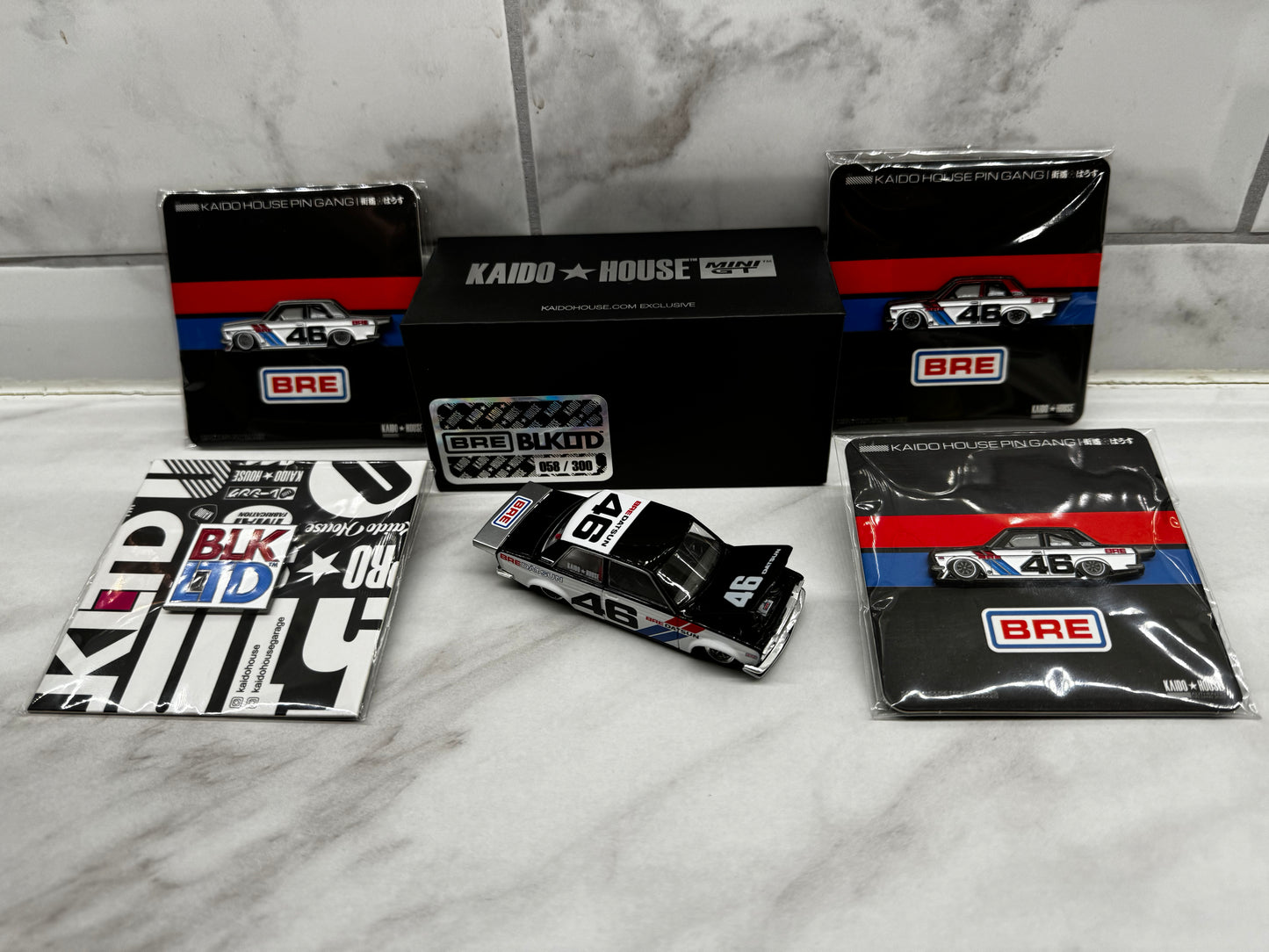 Mini GT Kaido House BLKLTD #6 BRE DATSUN 510 WITH 4 PINS #058/300
