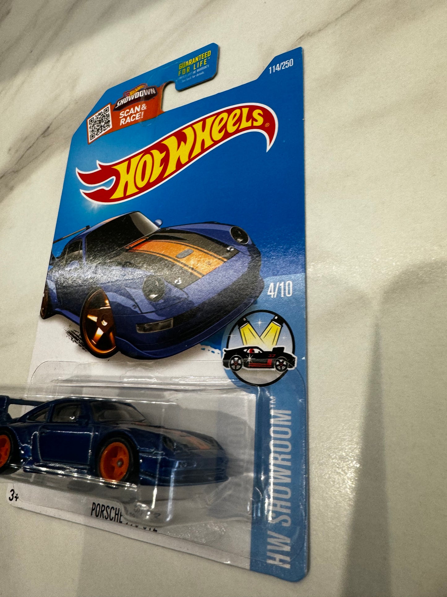 Hot Wheels Porsche 993 GT2 Super Treasure Hunt Long Card 114/250