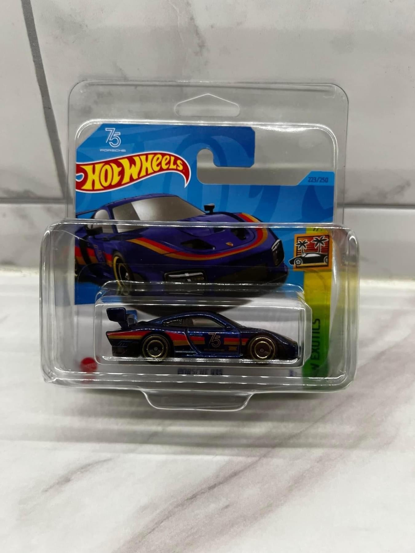Hot Wheels 2023 Porsche 935 Short card super Treasure Hunt