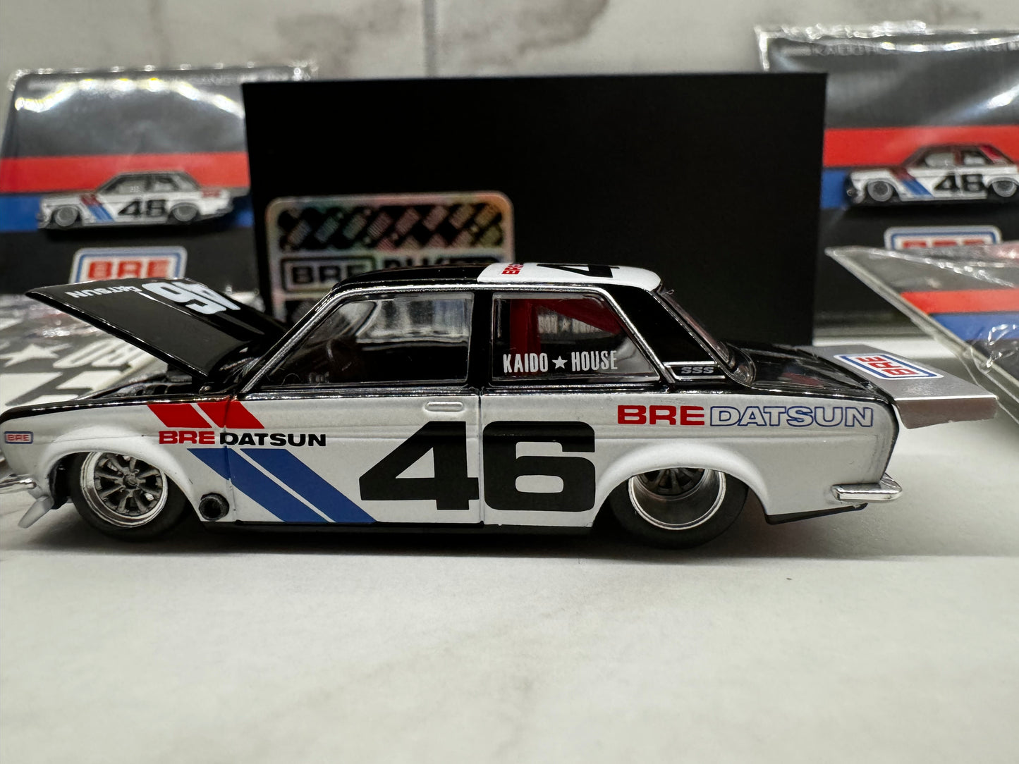 Mini GT Kaido House BLKLTD #6 BRE DATSUN 510 WITH 4 PINS #058/300