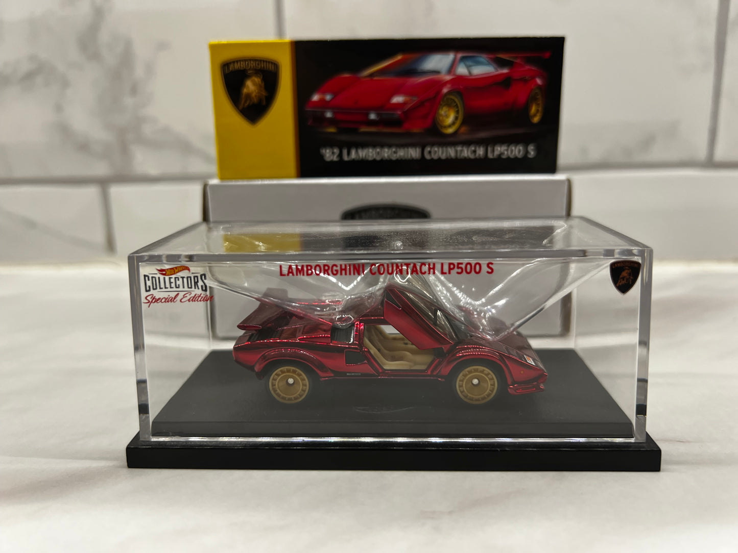 Hot Wheels Red 82 Lamborghini Countach LP500 S 1407/12500 RLC