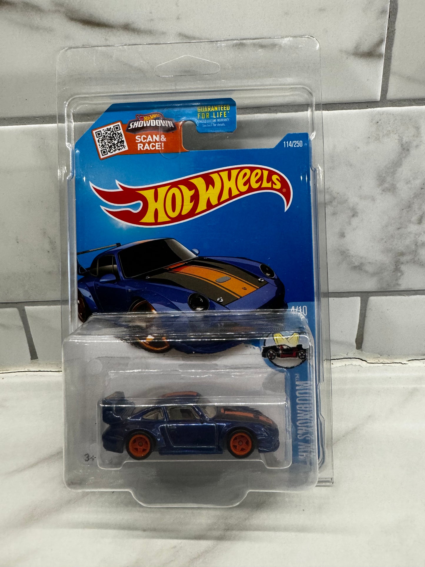Hot Wheels Porsche 993 GT2 Super Treasure Hunt Long Card 114/250