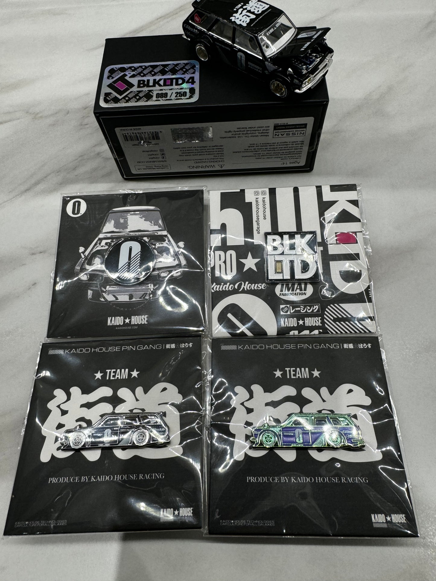 Mini GT x Kaido House Datsun 510 Wagon BLKLTD #4 Bundle Limited #89/250 & Pins