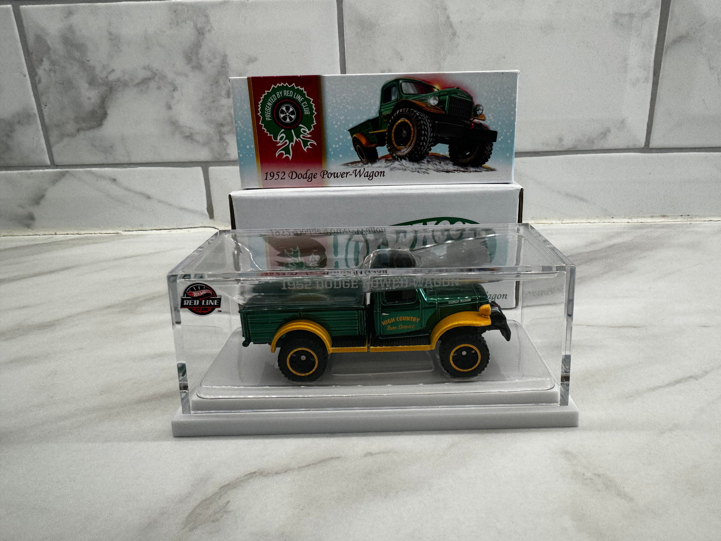 Hot Wheels 1952 Dodge Power Wagon Christmas Edition 2023