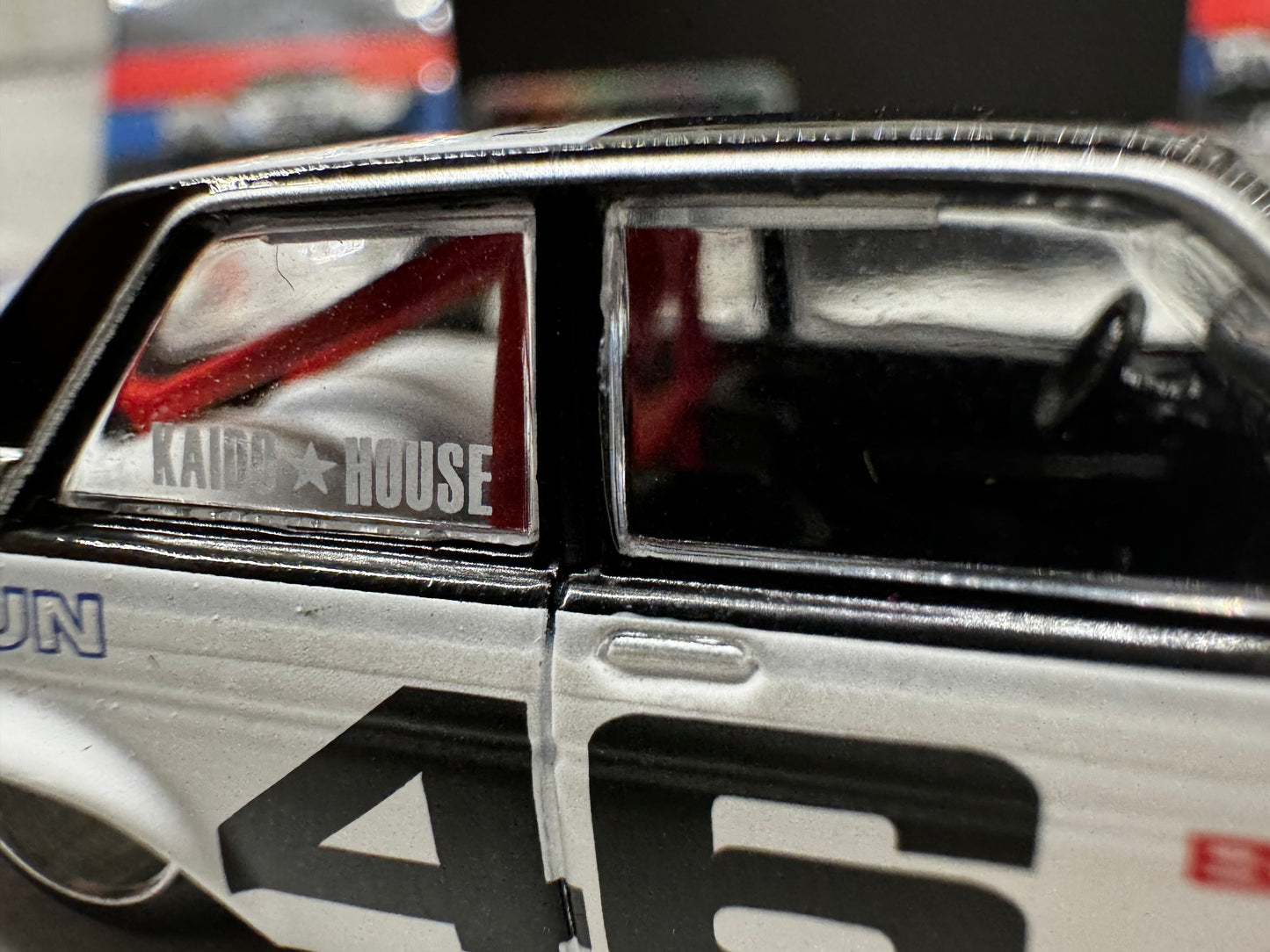 Mini GT Kaido House BLKLTD #6 BRE DATSUN 510 WITH 4 PINS #058/300