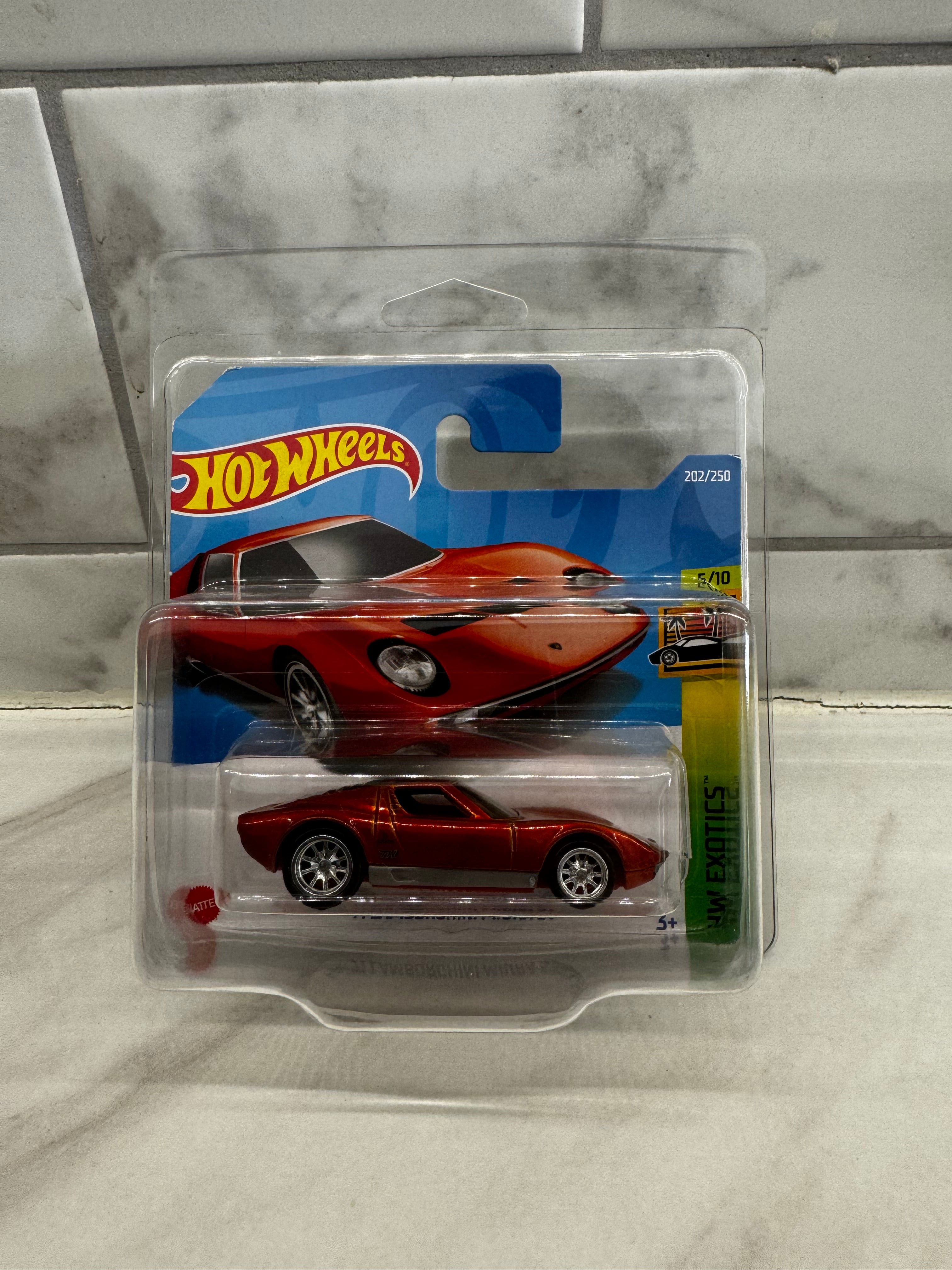 Hot Wheels Lamborghini Miura Sv shops super treasure hunt 2022 with protector