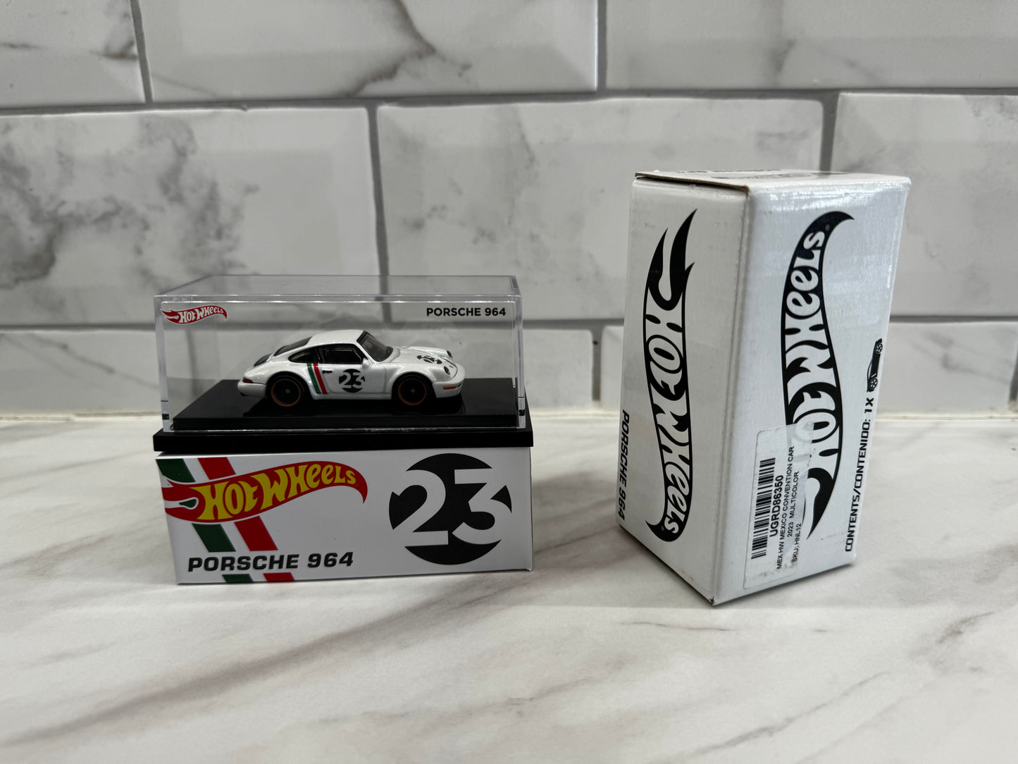 Hot Wheels Porsche 964 2023 Mexico Convention