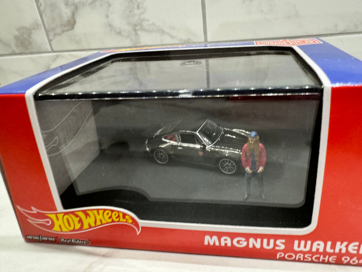 Hot Wheels Porsche Magnus Walker 6660/10000