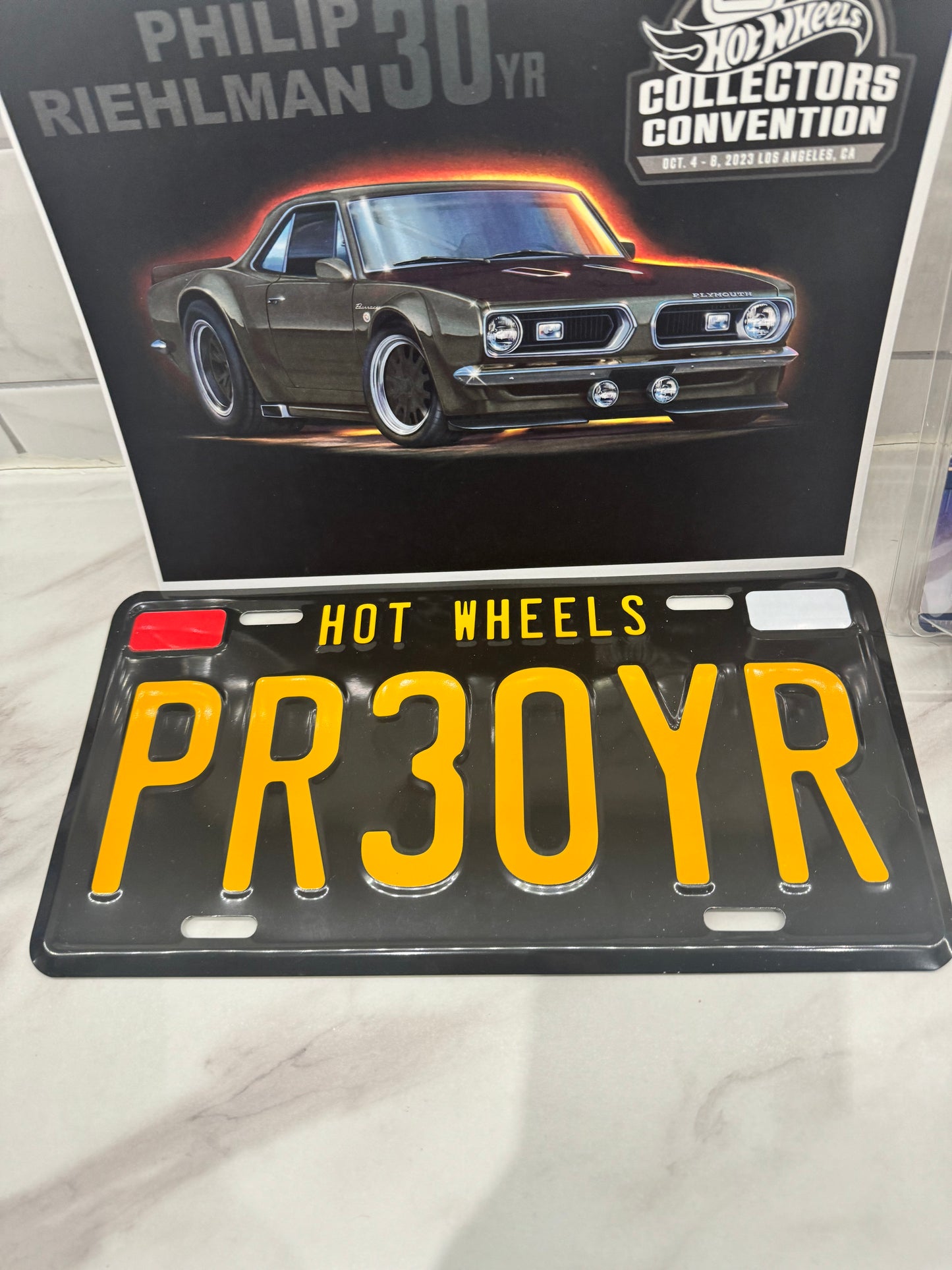 Hot Wheels 1968 Custom Plymouth Barracuda 871/4000 with Plate number , E sheet & Pin