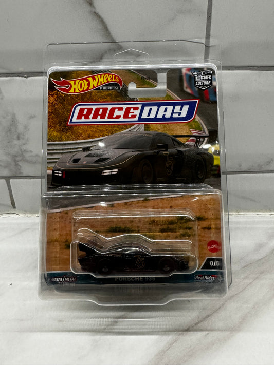 Hot Wheels Porsche 935 Race Day Chase 0/5