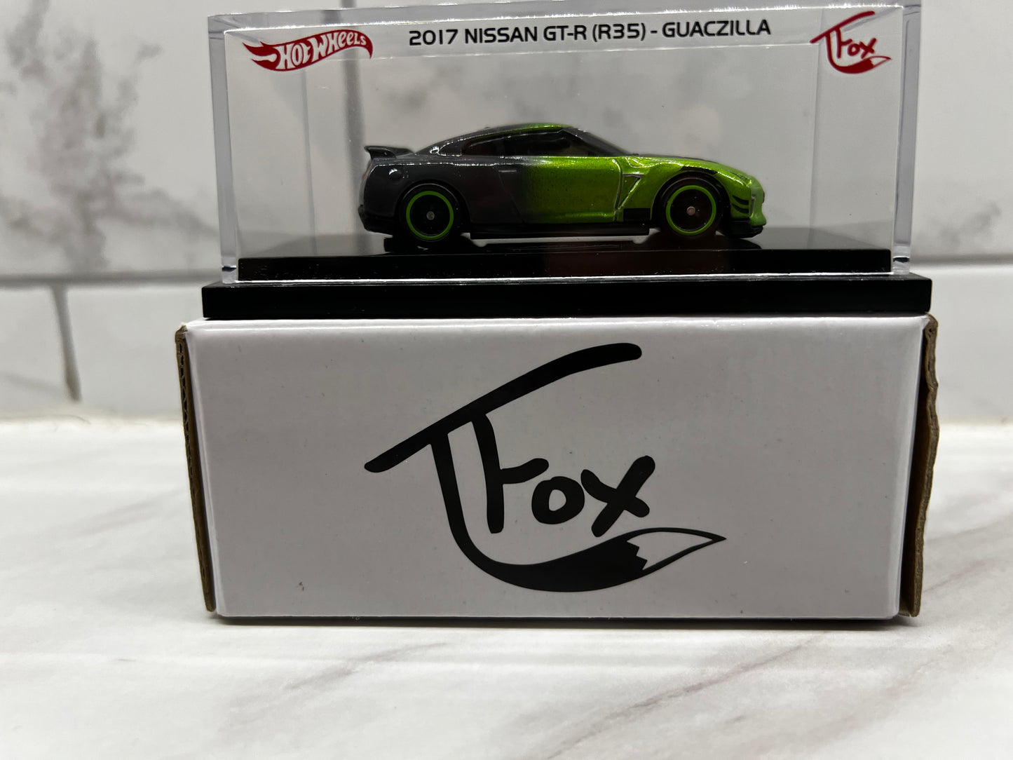 Hot Wheels Tanner Fox 2017 Nissan Skyline R35 GUACZILLA