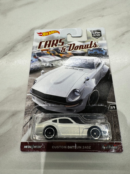 Hot Wheels  Datsun 240Z 2017 Car Culture Cars and Donuts Real Riders