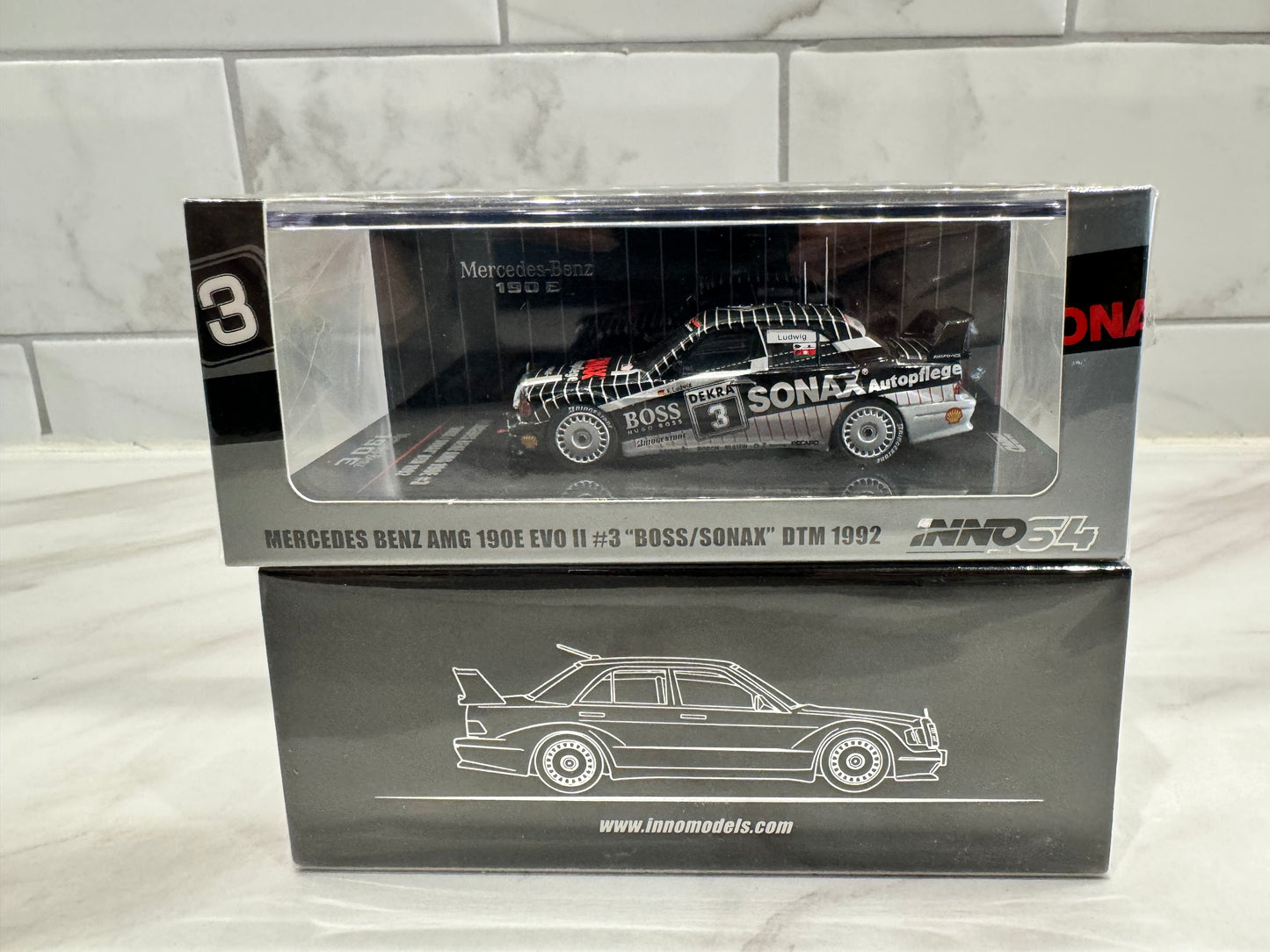 INNO64 1:64 Mercedes-Benz AMG 190E 2.5-16 Evo II #3 Boss Sonax - DTM 1992