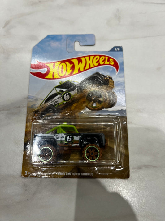 Hot Wheels Custom Ford Bronco 2/6