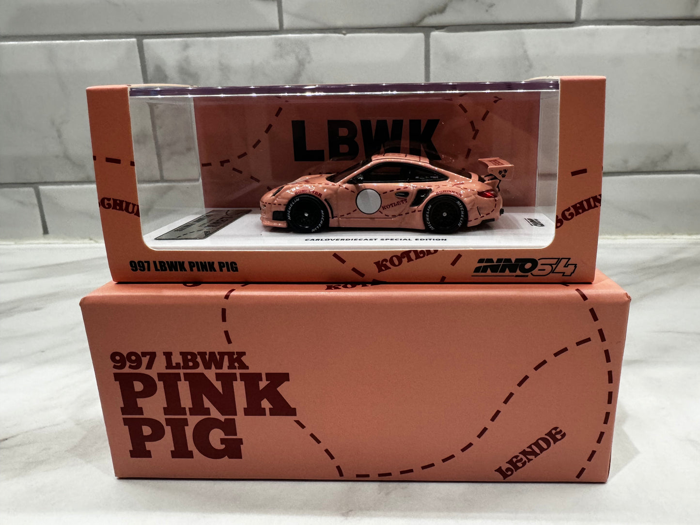 Inno64 Porsche 997 LBWK Pink Pig Special Edition (1/64)