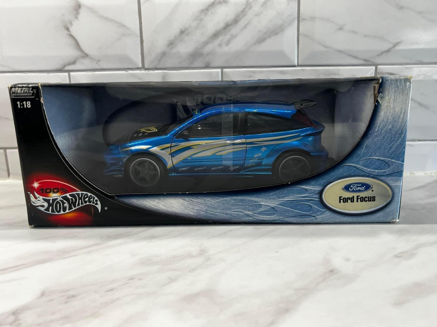 Hot Wheels Ford Focus RS 100% Hot wheels Huge Scale 1:18