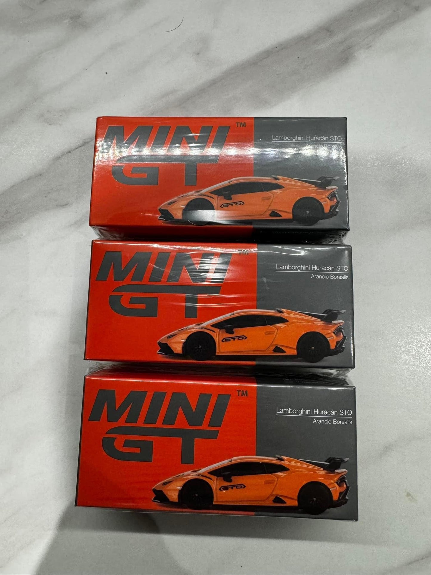 MiniGT - 511 - Lamborghini Huracán STO Arancio Borealis