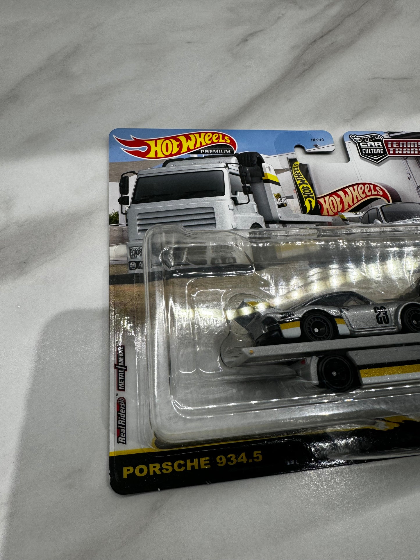 Hot Wheels  Porsche 934.5 Fleet Street Legends Tour Team Transporter