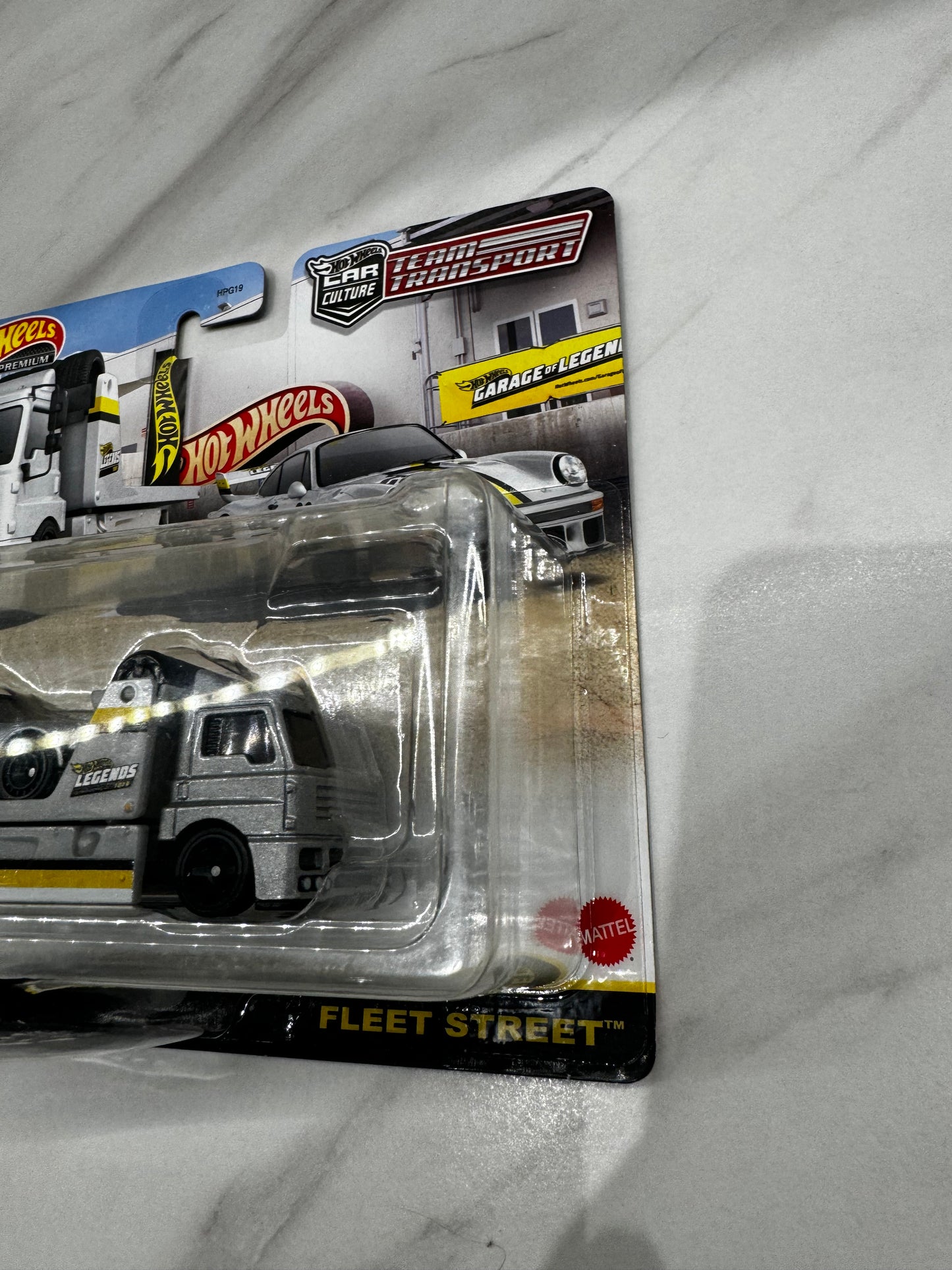 Hot Wheels  Porsche 934.5 Fleet Street Legends Tour Team Transporter