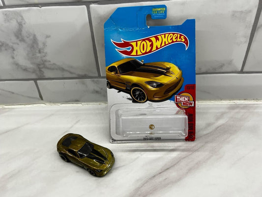 Hot Wheels 2013 SRT VIPER Long Card Super Treasure Hunt loose with card