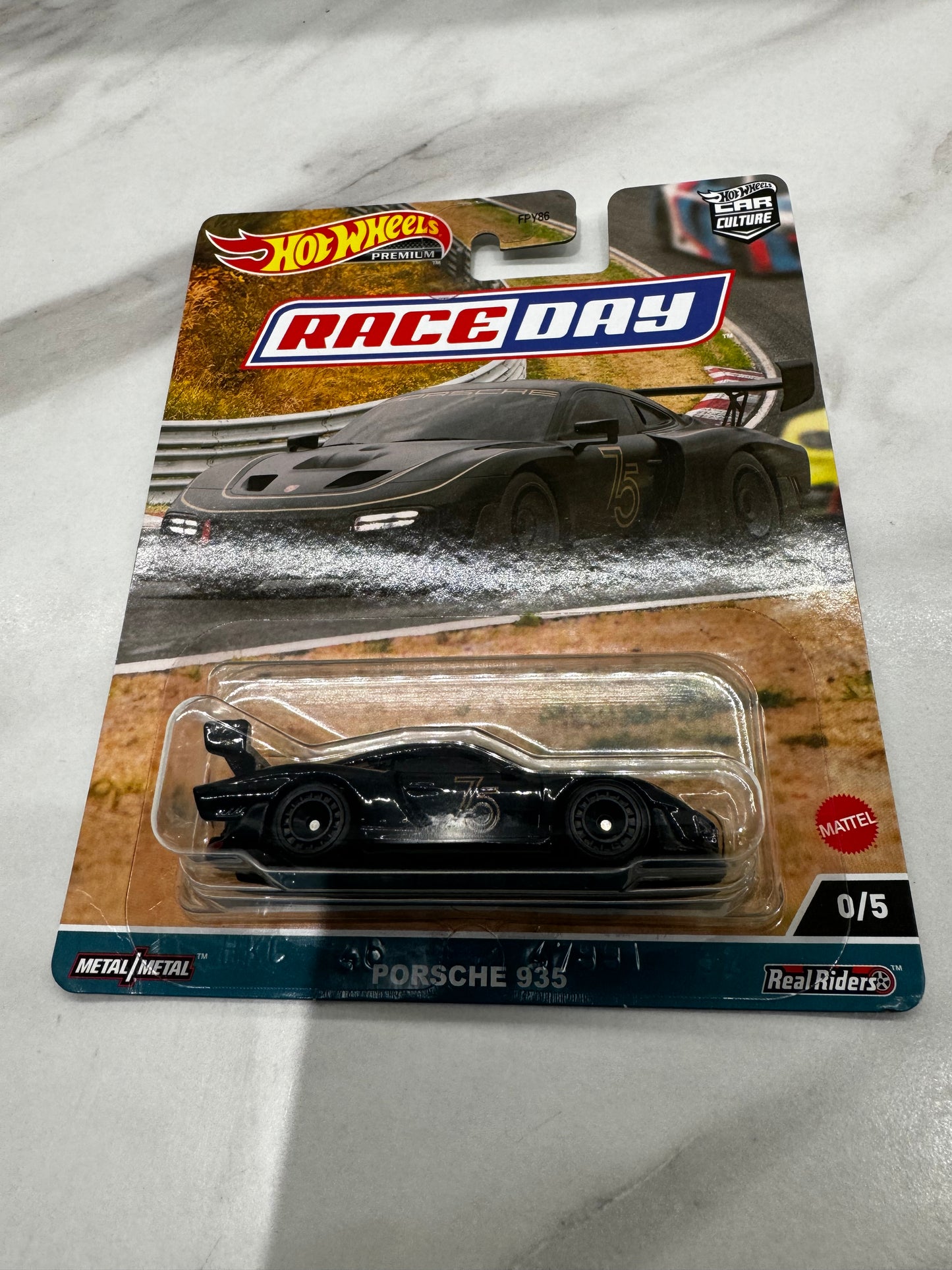 Hot Wheels Porsche 935 Race Day Chase 0/5