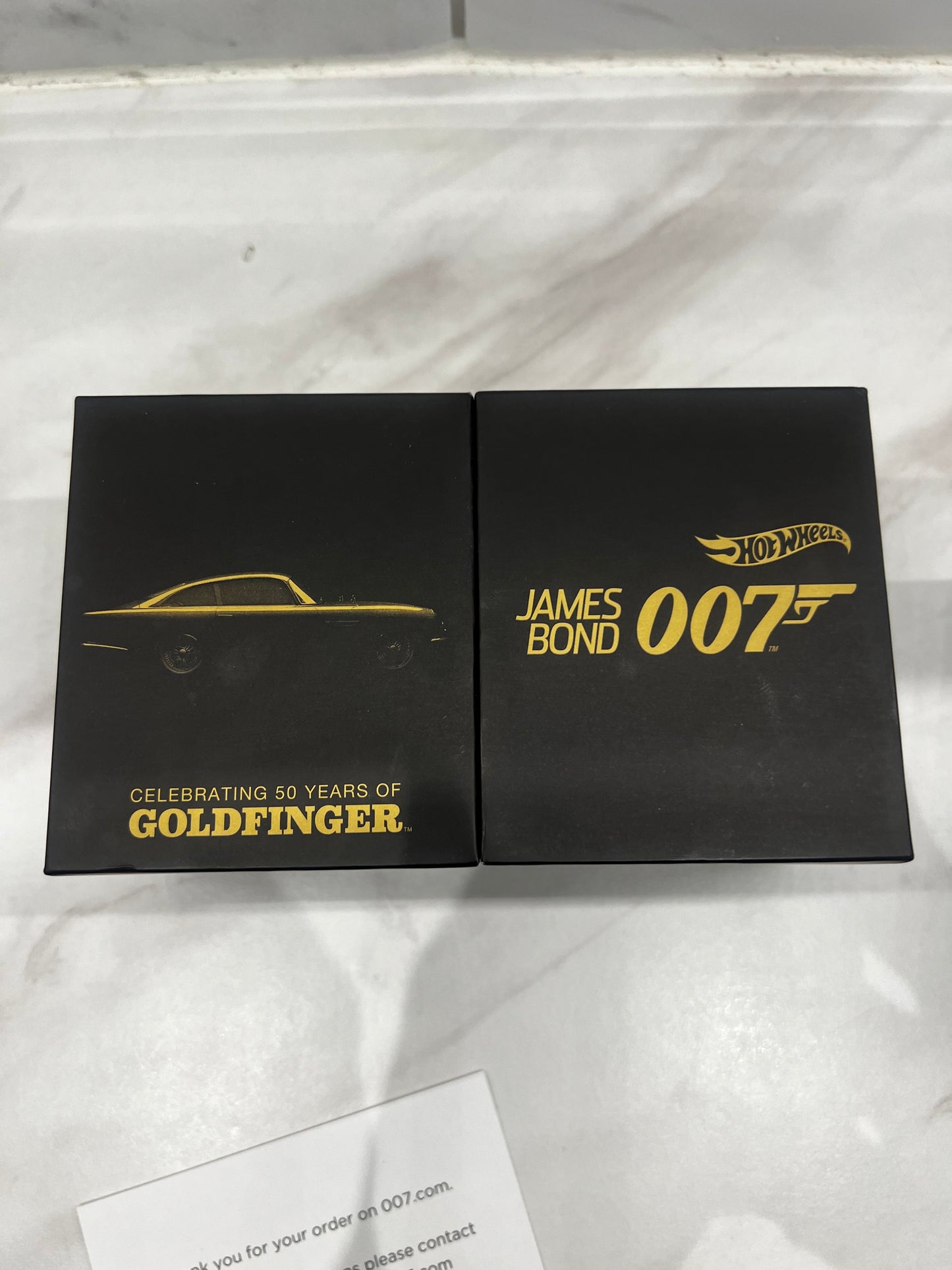 Hot Wheels 007 Aston Martin DB5 SDCC comes with original receipts