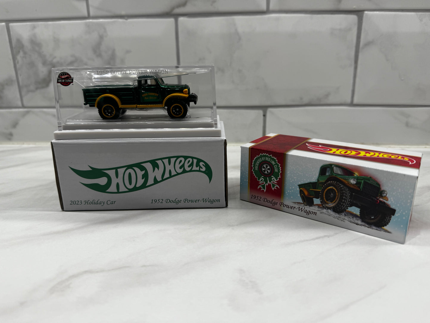 Hot Wheels 1953 Dodge Power Wagon Christmas Edition Red Line Club 19927/30000