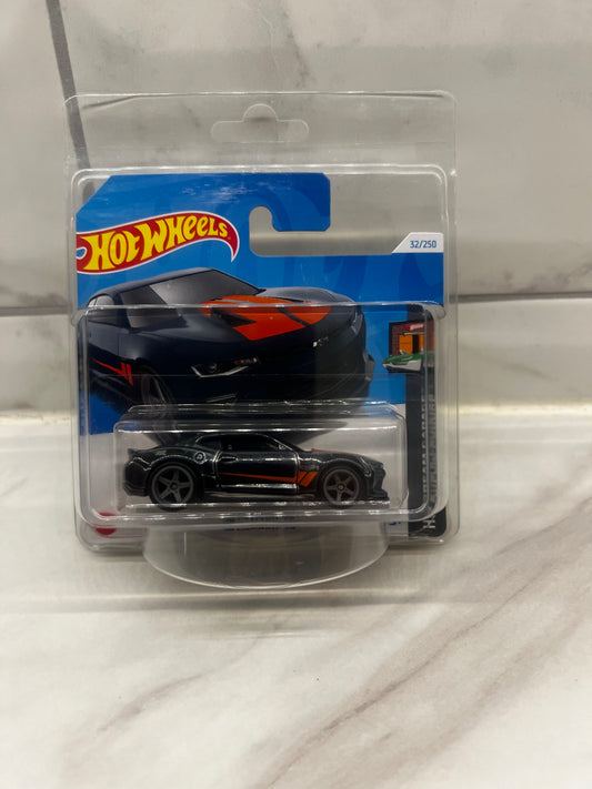 Hot Wheels 2024 Camaro Short Card Super Treasure Hunt