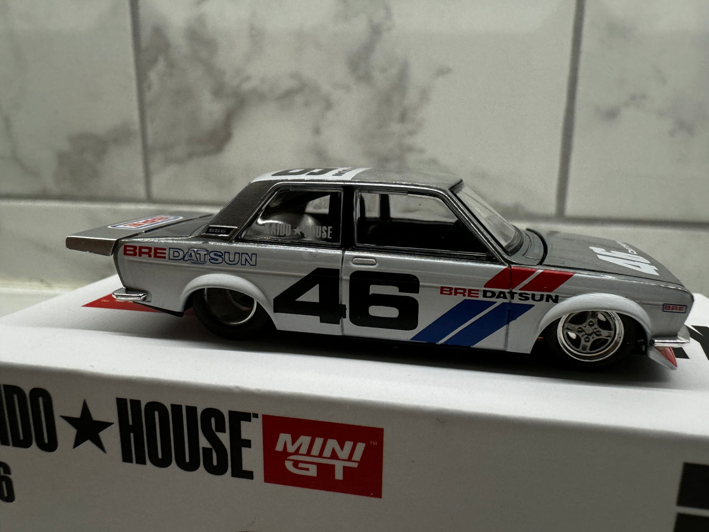 Mini GT Kaido House Datsun 510 Pro Street BRE510 V2 006 Chase