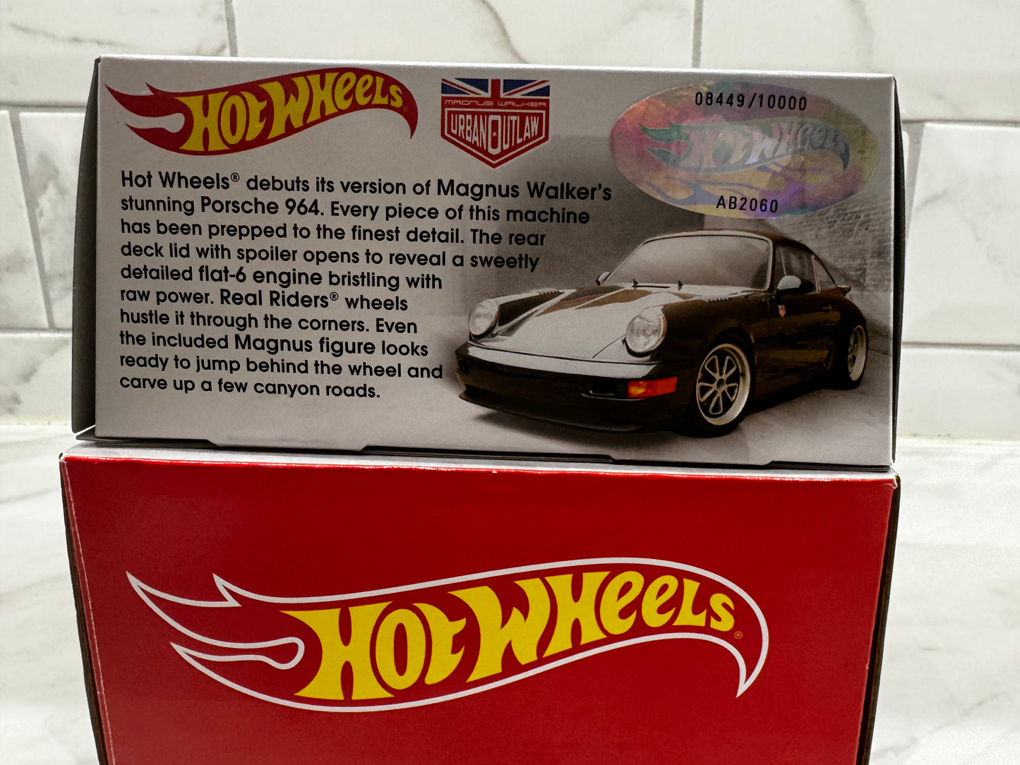 Hot Wheels Porsche Magnus Walker 8449/10000