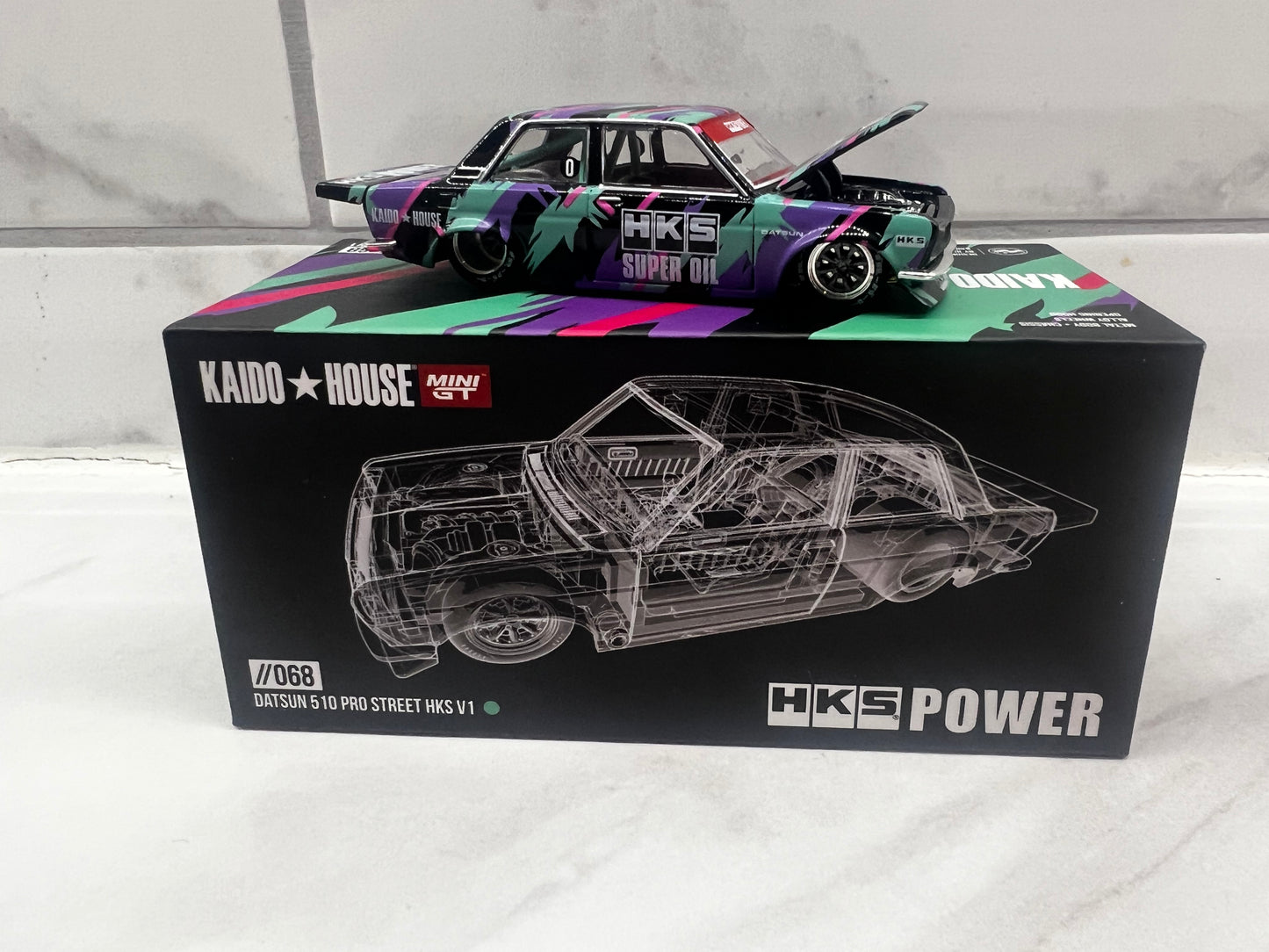 MINI GT Kaido House HKS Datsun 510 Pro Street V1 68