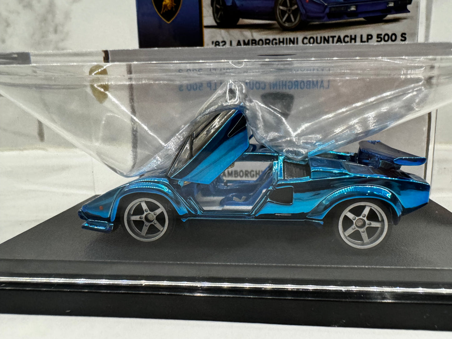 Hot Wheels Lamborghini Countsch LP 500 S Blue