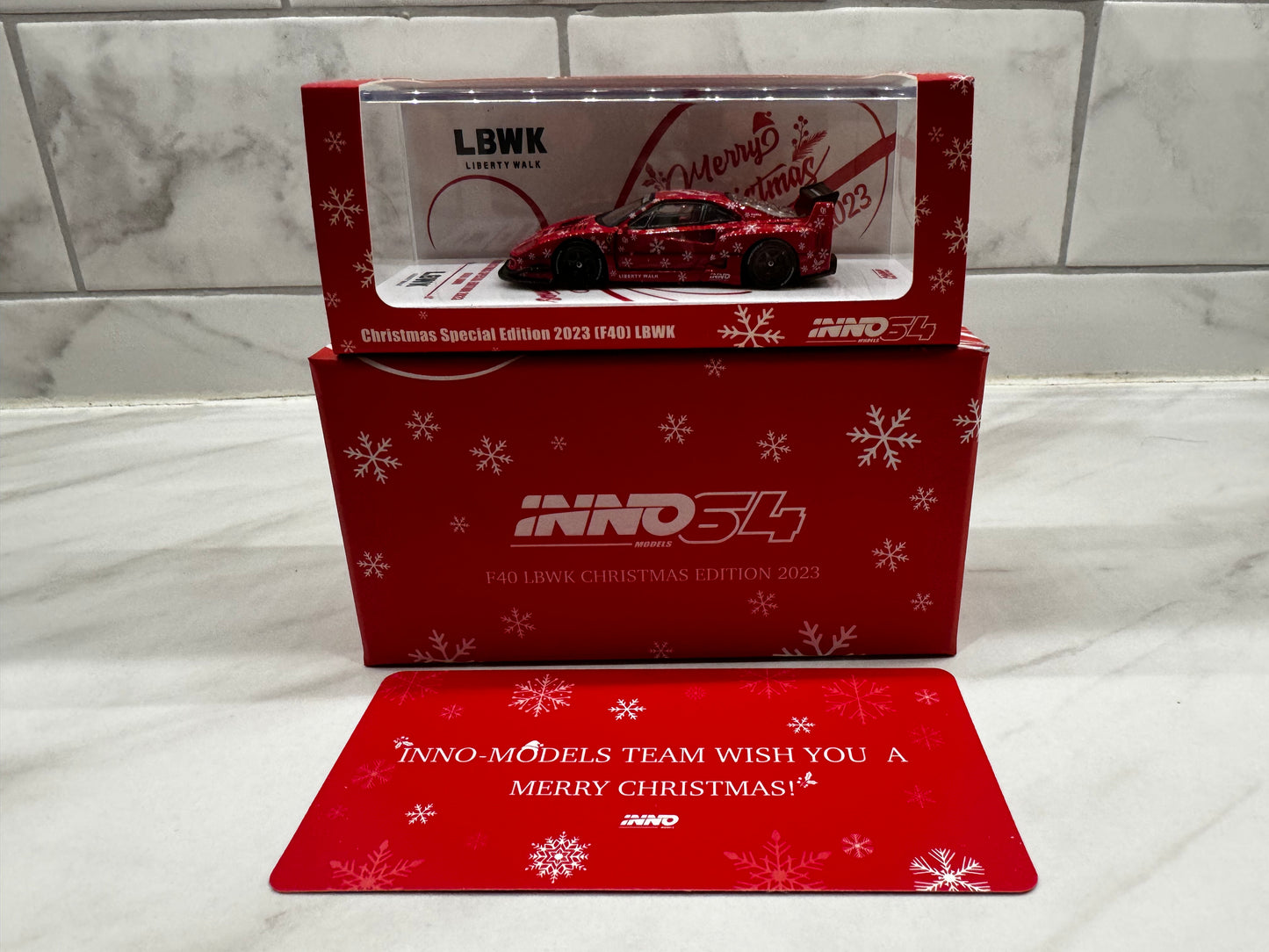 INNO64 LBWK F40 Christmas Red Special Edition 2023