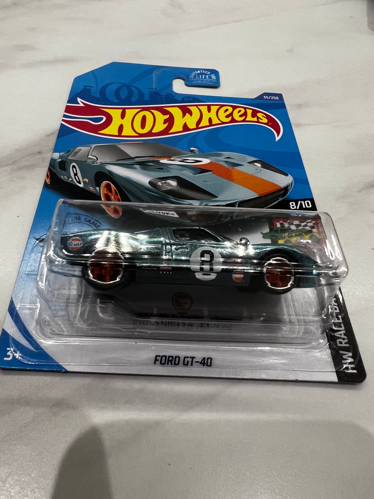 Hot Wheels Ford GT - 40 long card super Treasure Hunt