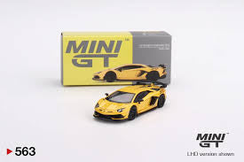 MINI GT #563 Lamborghini Aventador SVJ New Giallo Orion