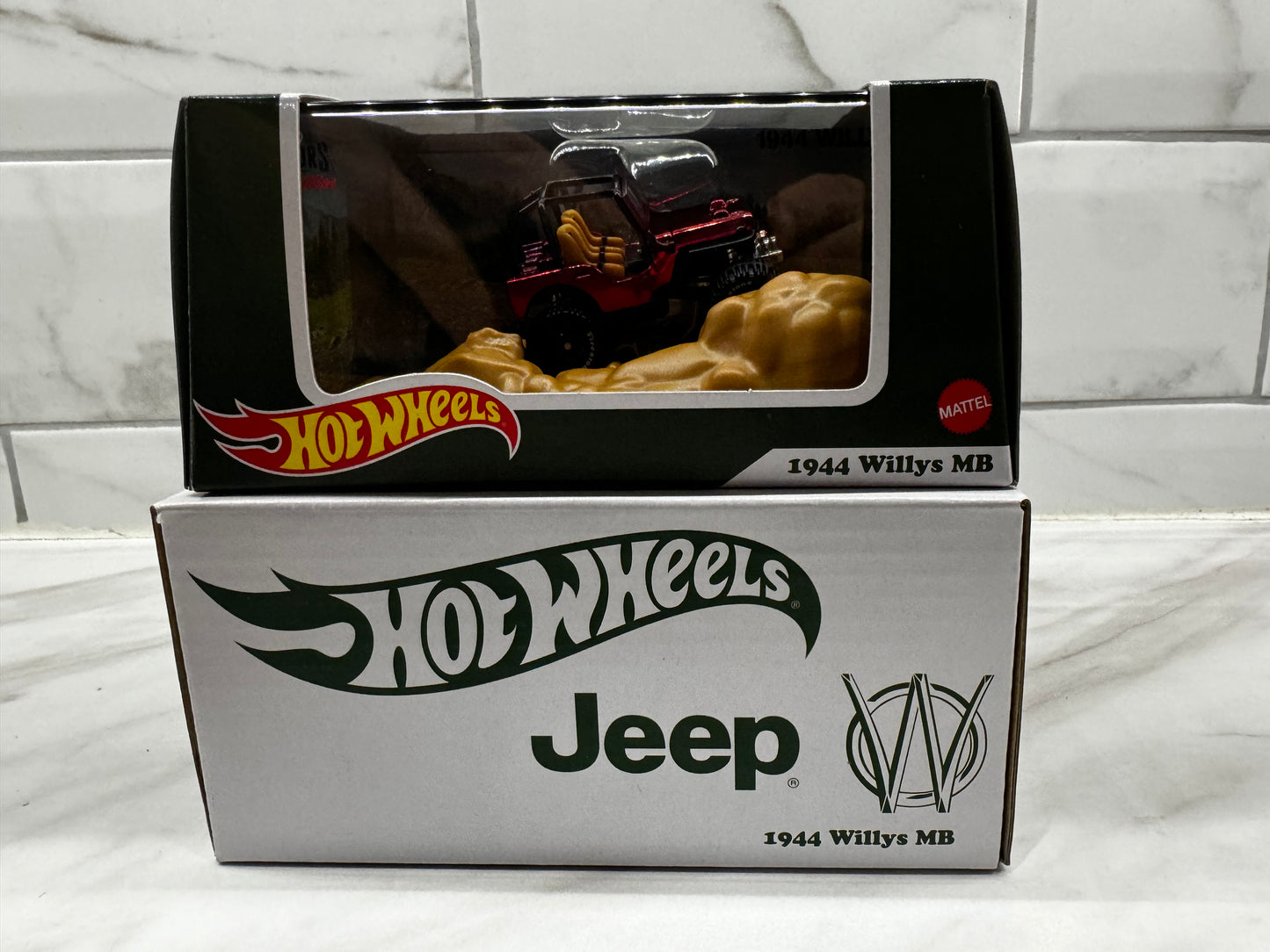 Hot Wheels 1944 Willys MB Jeep Red Line Club #17392/25000