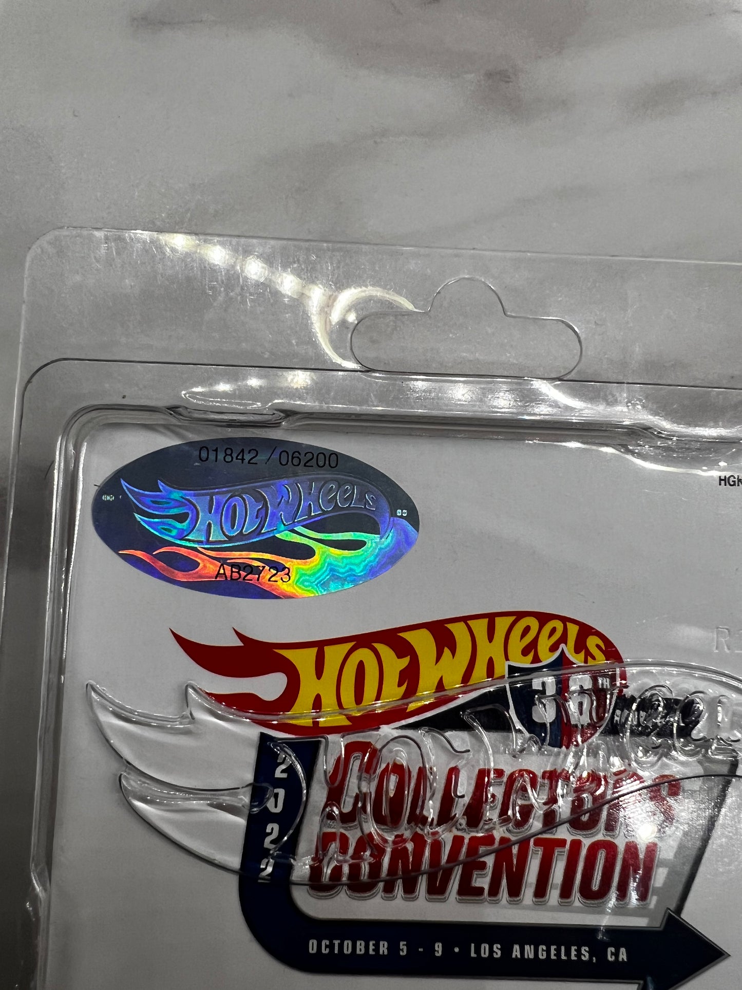 Hot Wheels LA 36th Annual Collectors Convention 83 Chevy Silverado Brand NEW 1842/6200