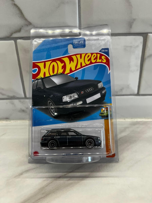 Hot Wheels Audi Rs2 Super Treasure Hunt