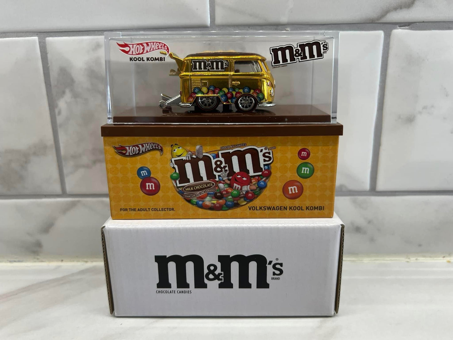 Hot Wheels m&m Red line Club