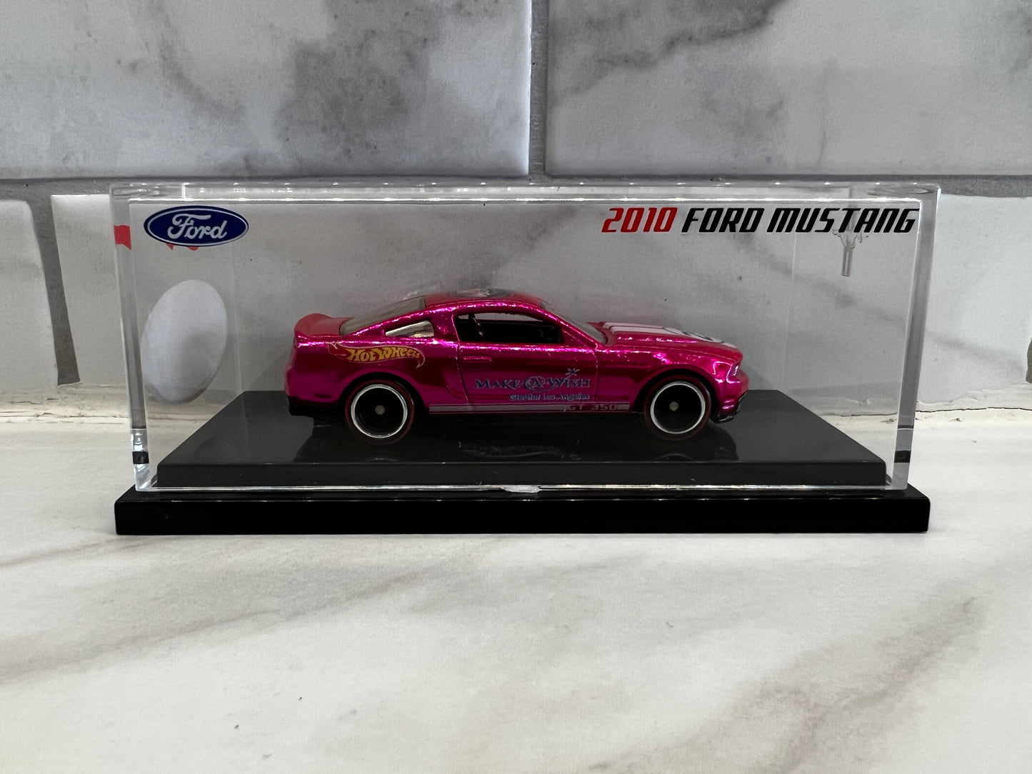 2015 Hot Wheels Convention Make A Wish charity PINK 2010 Ford Mustang #321 /550