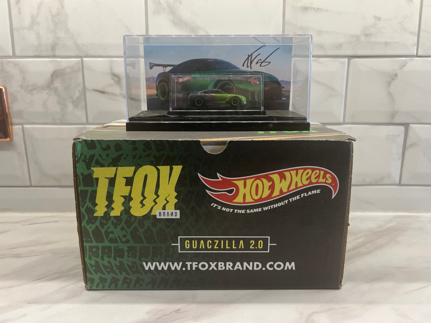 Hot Wheels Tanner Guaczilla 2.0 R35 RLC