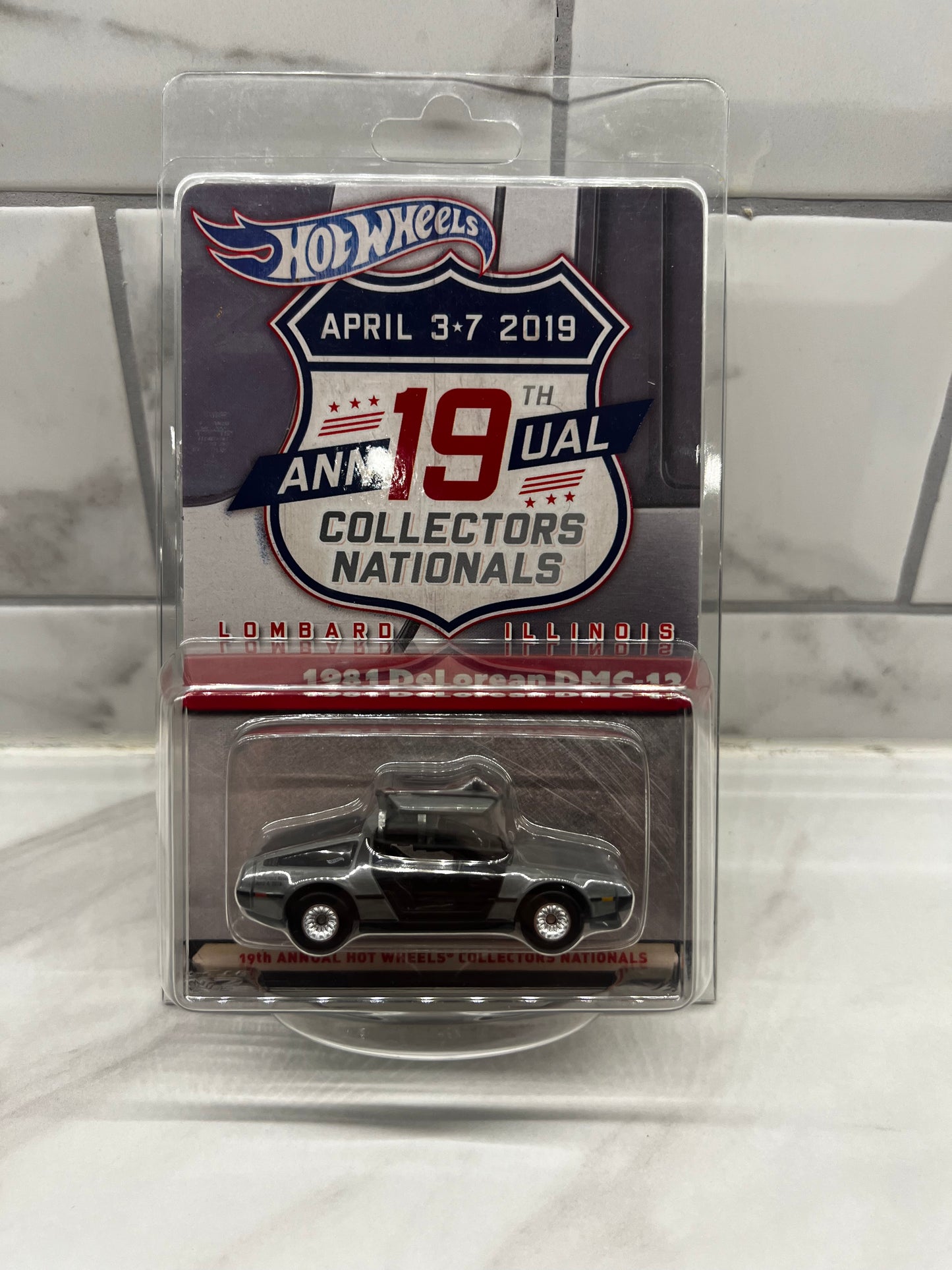 2019 HOT WHEELS 1981 DELOREAN DMC-12 FROM 19TH COLLECTORS NATIONALS #1350/4000 Nice number