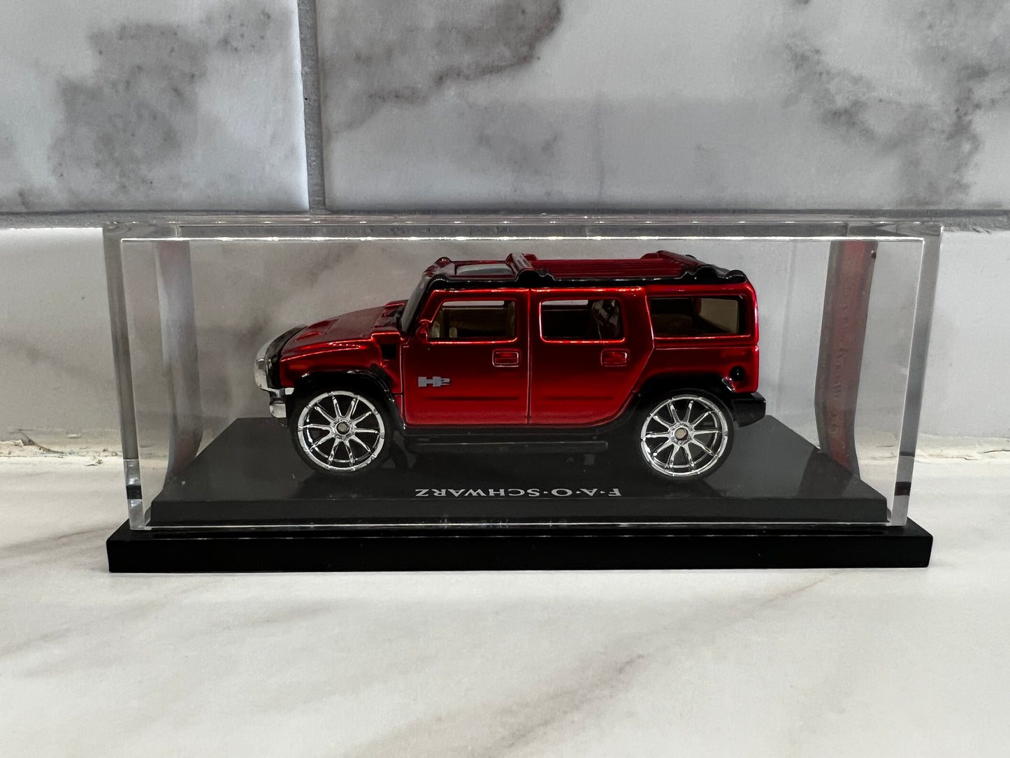 Hasbro 2004 Red Hummer H2 Hot Wheels FAO Schwarz Exclusive Bling Mint Condition